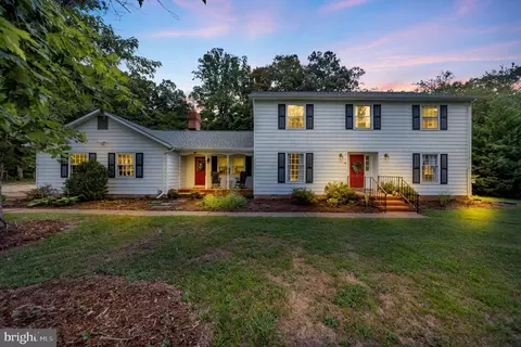 708 Lendall Ln, Fredericksburg, VA 22405