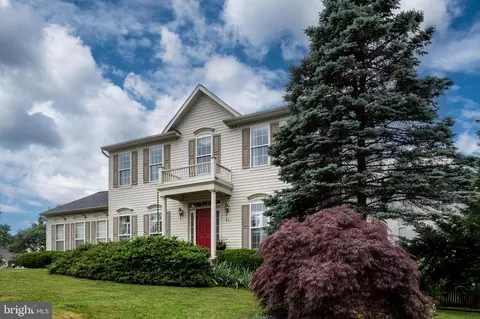 80 Basalt Dr, Fredericksburg, VA 22406