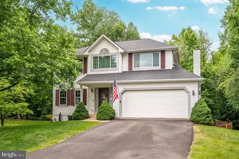15 Alf Ln, Stafford, VA 22556
