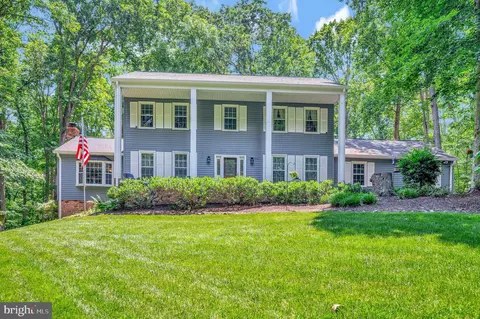 90 Enfield Dr, Stafford, VA 22556