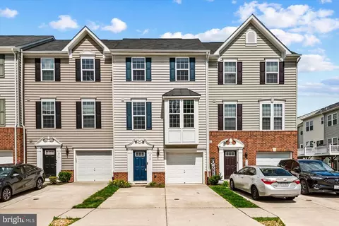 212 Streamview Dr, Fredericksburg, VA 22405