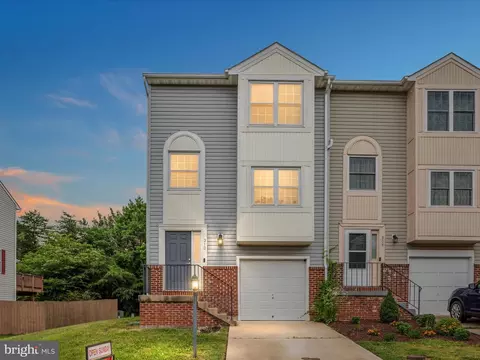 310 Hatchers Run Ct, Stafford, VA 22554