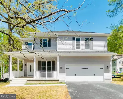 423 Smith St, Fredericksburg, VA 22405