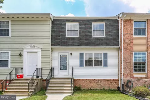 9 Coventry Ct, Fredericksburg, VA 22405