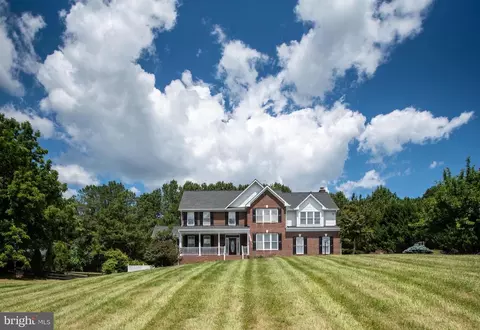 14 Meridan Ln, Stafford, VA 22556