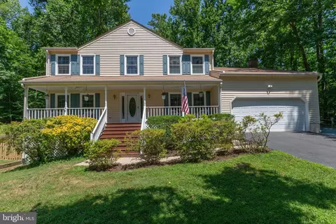 2048 Coast Guard Dr, Stafford, VA 22554
