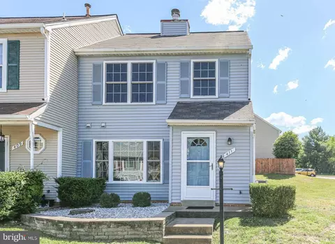 411 Windsor Ridge Ct, Fredericksburg, VA 22405