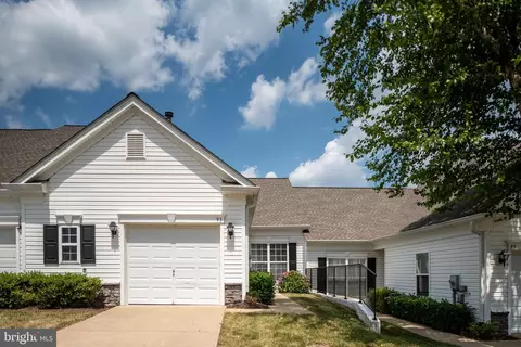 93 Aspen Hill Dr #22-2, Fredericksburg, VA 22406