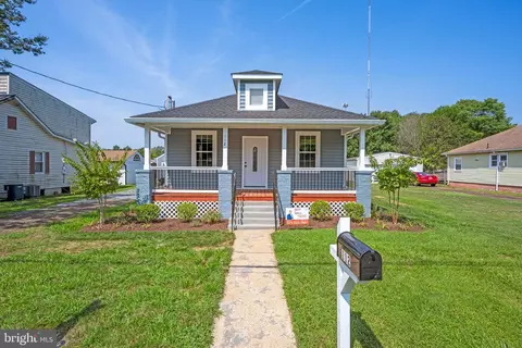 112 Hoyt St, Fredericksburg, VA 22405