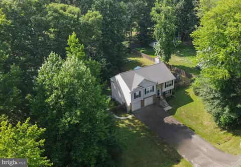 42 Abrahms Ct, Stafford, VA 22556
