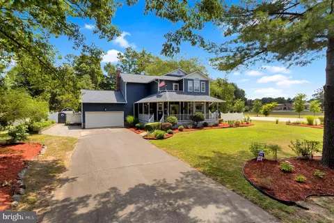 1 Yorktown Dr, Fredericksburg, VA 22405