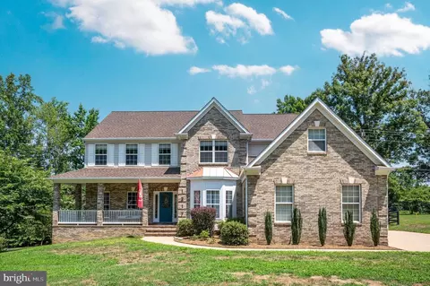1217 Aquia Dr, Stafford, VA 22554