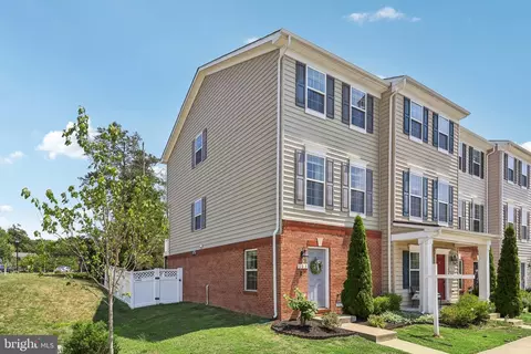 103 Tree Line Dr, Fredericksburg, VA 22405