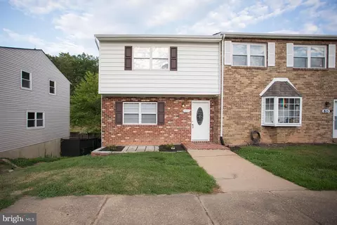 817 Sledgehammer Dr, Fredericksburg, VA 22405