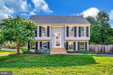48 Little Oak Rd, Fredericksburg, VA 22405