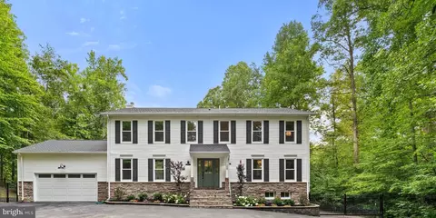 28 Hulvey Dr, Stafford, VA 22556