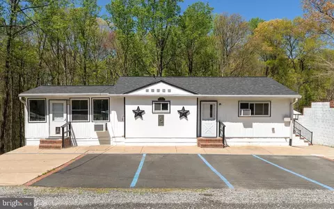 54 Stafford Indians Ln, Fredericksburg, VA 22405