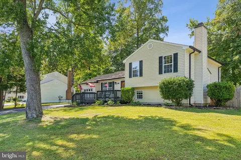 12 Saint Albans Blvd, Stafford, VA 22556