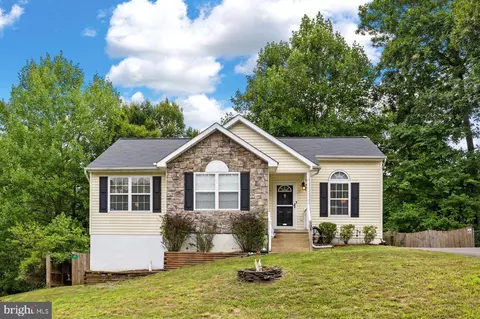34 Amelia Ct, Fredericksburg, VA 22405