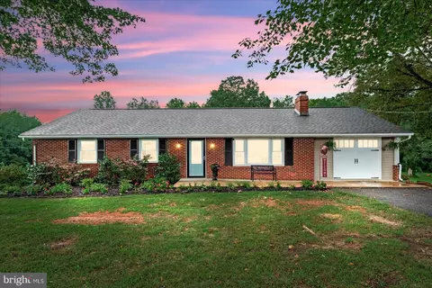 19 Pas Way, Stafford, VA 22554