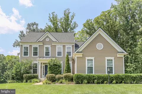 175 Stately Ave, Fredericksburg, VA 22406