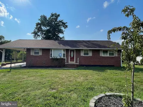 715 Forbes St, Fredericksburg, VA 22405