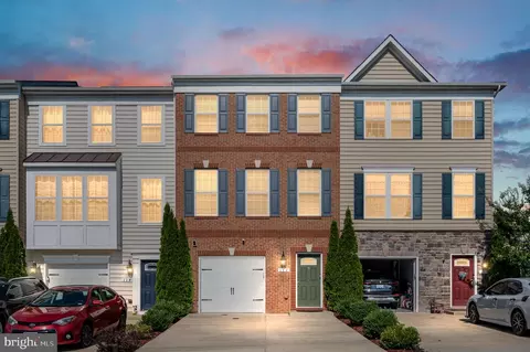 112 Hidden Brook Dr, Fredericksburg, VA 22405