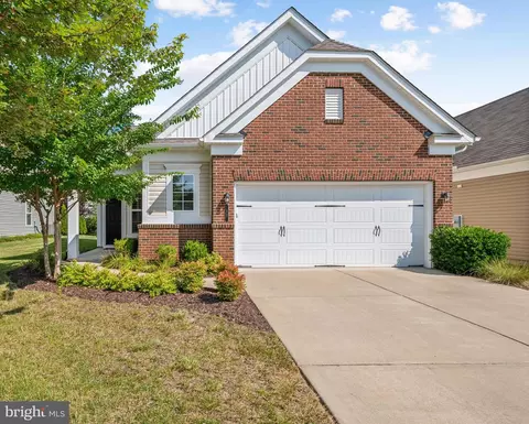 11 Point Bluff St, Fredericksburg, VA 22406