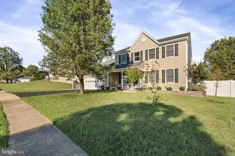 10 N Jenny Lynn Rd, Fredericksburg, VA 22405