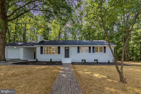 414 Storck Rd, Fredericksburg, VA 22406