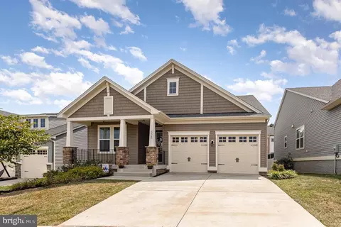 428 Coneflower Ln, Stafford, VA 22554
