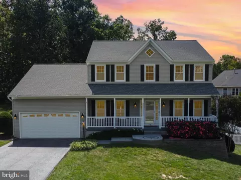 74 Cardinal Forest Dr, Fredericksburg, VA 22406