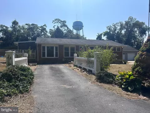 28 Hornets Nest Ln, Fredericksburg, VA 22405