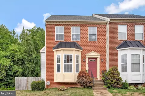 418 Dundee Pl, Fredericksburg, VA 22405