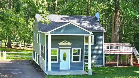 54 Hillcrest Dr, Stafford, VA 22556