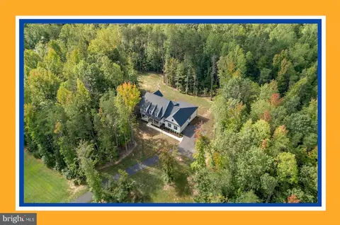 140 Long Meadow Dr, Fredericksburg, VA 22406