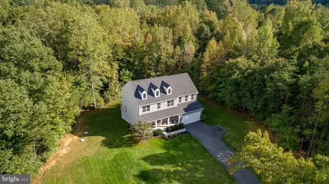 220 Smyrna St, Fredericksburg, VA 22405