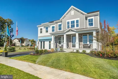 04 Broad Lake Dr, Fredericksburg, VA 22406
