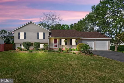 17 Myers Dr, Fredericksburg, VA 22405