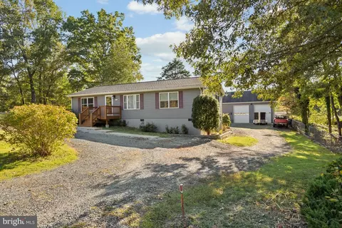 112 James Ln, Stafford, VA 22556
