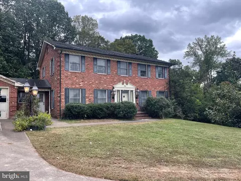 98 Deacon Rd, Fredericksburg, VA 22405