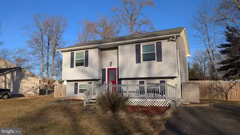 29 Bryant Blvd, Stafford, VA 22556