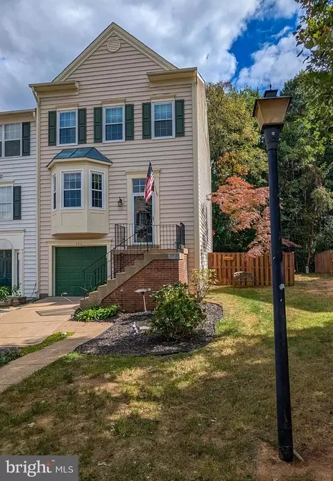 500 Waters Cove Ct, Stafford, VA 22554