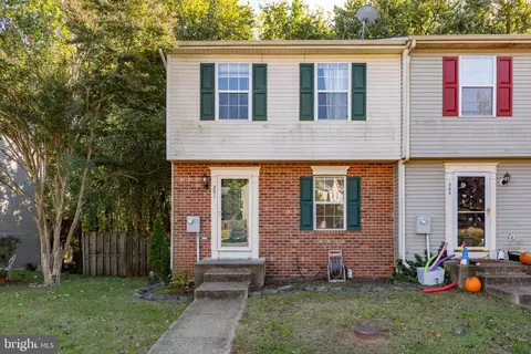 201 Stafford Mews Ln, Stafford, VA 22556