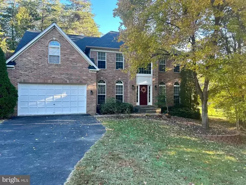 5 Irving Ct, Stafford, VA 22556