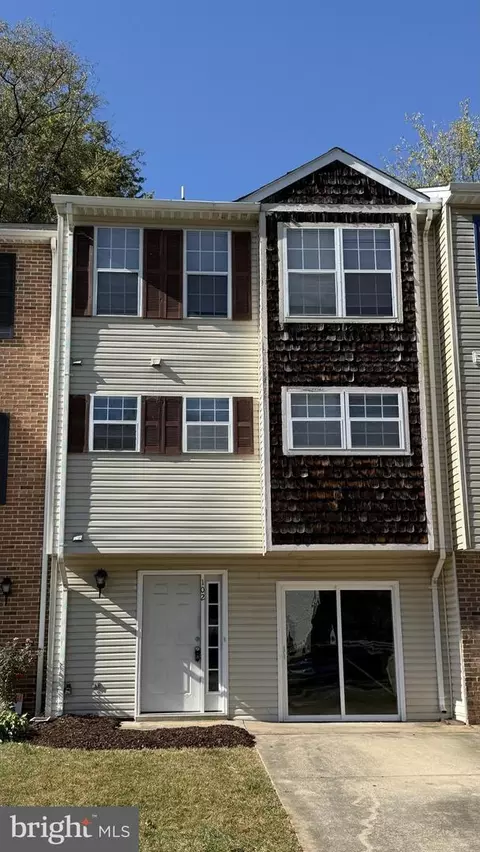 102 Appalachian Dr, Stafford, VA 22554