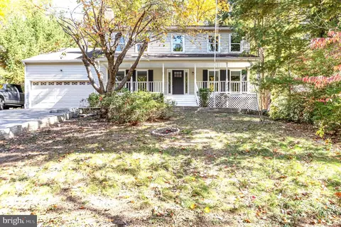 2318 Harpoon Dr, Stafford, VA 22554