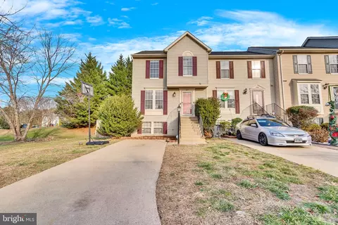 208 Sedgwick Ct, Stafford, VA 22554