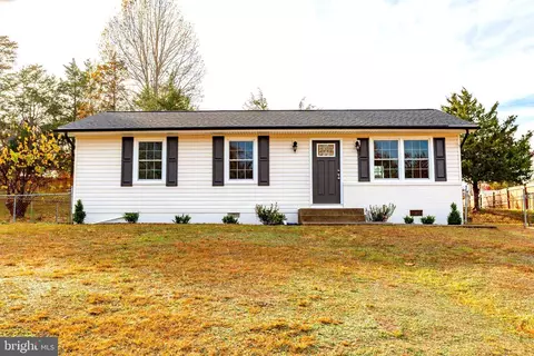 110 Meadow Ln, Stafford, VA 22556