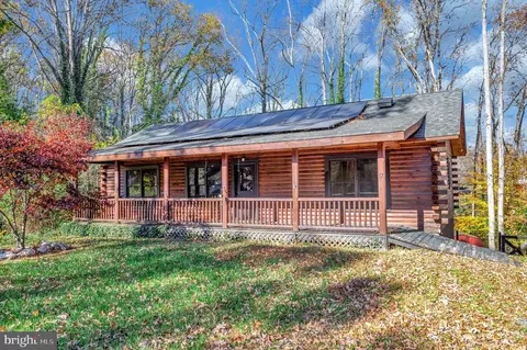 17 Glade Dr, Stafford, VA 22556